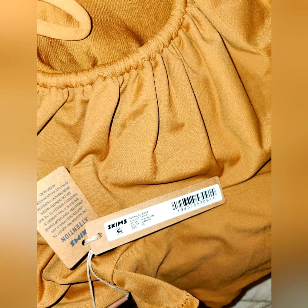 NWT SKIMS SIGNATURE SWIM RUCHED T-SHIRT ALMOND RARE 3X